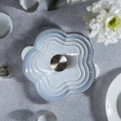 Nồi gang hoa Happiness 20cm 2,6L