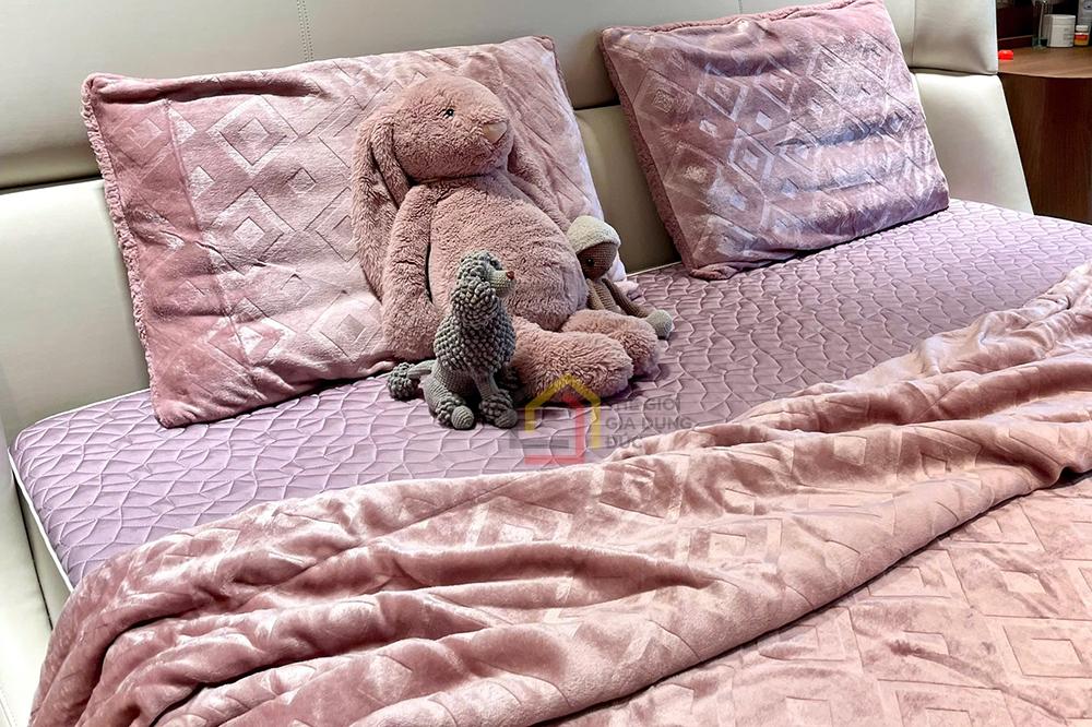 chan-long-cuu-cao-cap-morano-tang-kem-2-vo-goi (12) Chăn lông cừu cao cấp Morano tặng kèm 2 vỏ gối