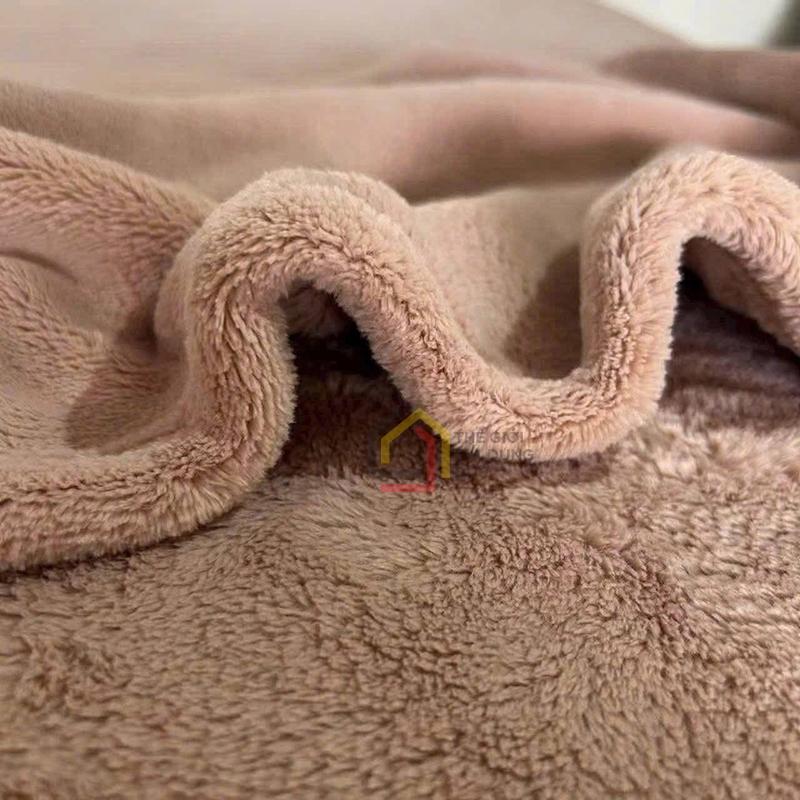 chan-long-tho-uc-ugg-size-lon-234x249cm-22kg (6) Chăn lông thỏ Úc UGG Size lớn 234x249cm 2,2kg