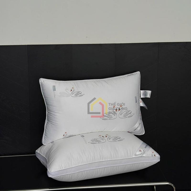 goi-moncler-size-48x74cm-doi-gom-2-cai (1) Gối Moncler size 48x74cm (đôi gồm 2 cái)