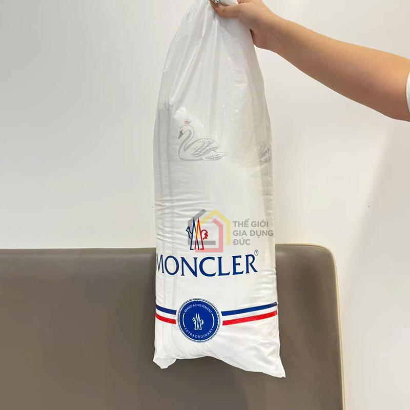 goi-moncler-size-48x74cm-doi-gom-2-cai (5) Gối Moncler size 48x74cm (đôi gồm 2 cái)