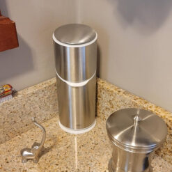 Hộp đựng bàn chải và kem đánh răng OXO