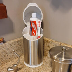 Hộp đựng bàn chải và kem đánh răng OXO