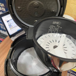 Nồi cơm điện cao tần áp suất CUCKOO CRP-HUS1000F 1.8L đỏ