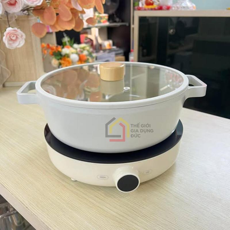 noi-lau-fika-kem-bep-tu-2lock-1-set-bep-noi-thap Nồi lẩu Fika kèm bếp từ 2Lock (1 set bếp + nồi thấp)