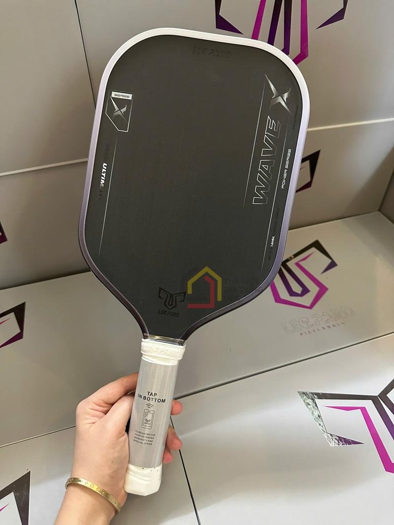 vot-pickleball-leopard-wave-x (8) Vợt Pickleball Leopard Wave X