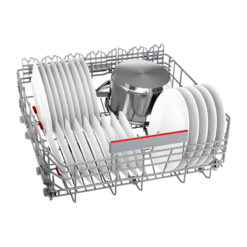 Bảng điều khiển cảm ứng và màn hình LED hiện đại, dễ sử dụng.