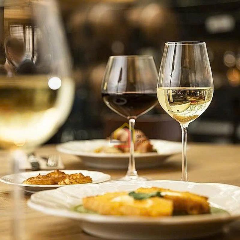 set-6-ly-vang-trang-bohemia-colibri-350ml (4) Set 6 ly vang trắng Bohemia Colibri 350ml