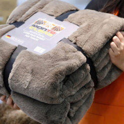 Chăn lông thỏ Monte Clara King size 2m34 x 2m84