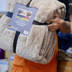 Chăn lông thỏ Monte Clara King size 2m34 x 2m84