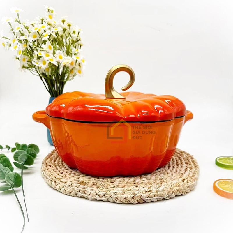 noi-gang-hinh-bi-ngo-25cm (3) Nồi gang hình bí ngô 25cm