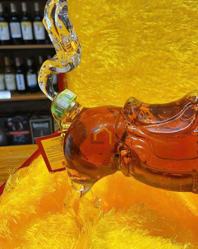 ruou-linh-vat-ngua-dung-tich-1000ml (2) Rượu linh vật ngựa dung tích 1000ml