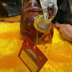 Rượu linh vật ngựa dung tích 1000ml