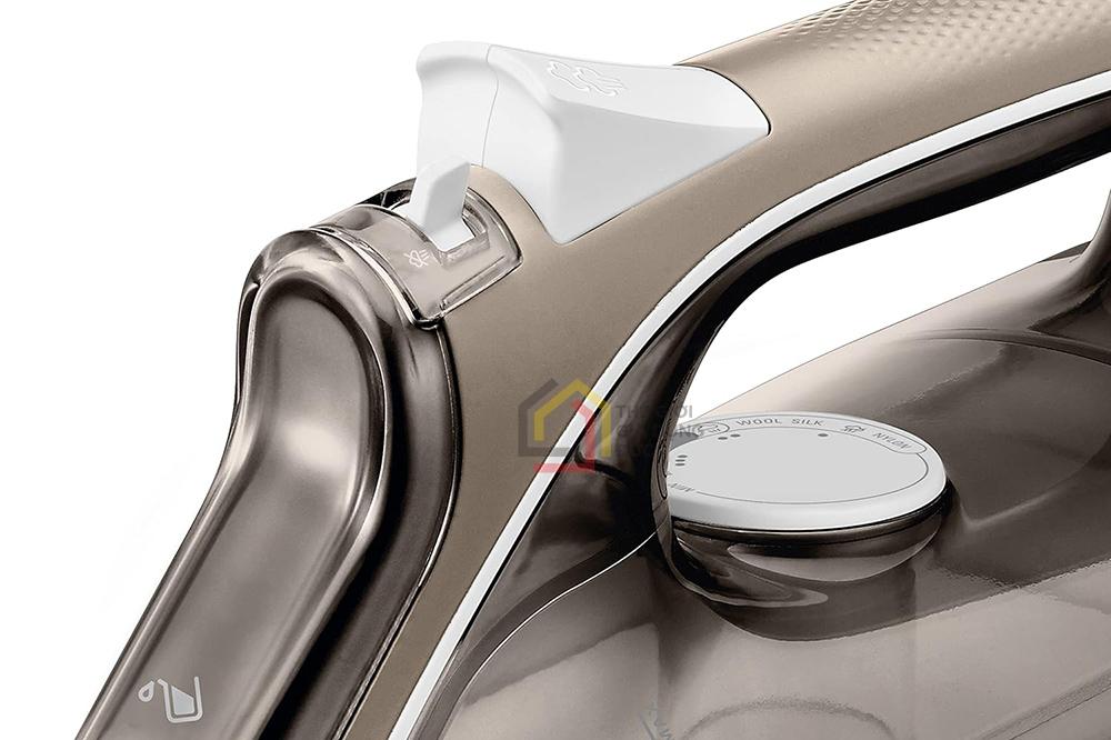 Bàn là hơi nước Rowenta DX1635D1