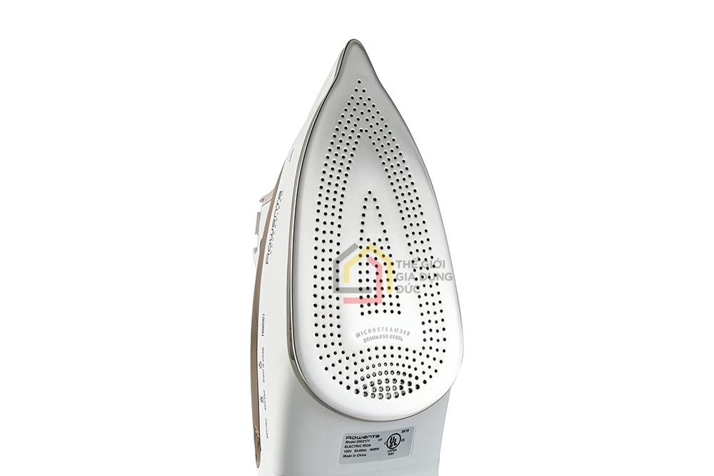 Bàn là hơi nước Rowenta DX1635D1