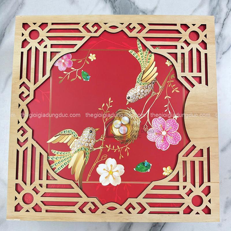 set-qua-tet-gom-ruou-vang-va-dui-heo-muoi (3) Set quà Tết gồm rượu vang và đùi heo muối