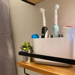 Hộp đựng bàn chải Joseph Joseph EasyStore 70510 - màu trắng