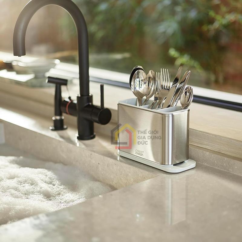 hop-dung-thia-dia-joseph-joseph-851694-surface (2) Hộp đựng thìa dĩa Joseph Joseph 851694 Surface