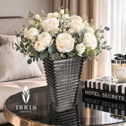 Lọ hoa thủy tinh tháp kim cương Irris 28cm