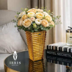 Lọ hoa thủy tinh tháp kim cương Irris 28cm