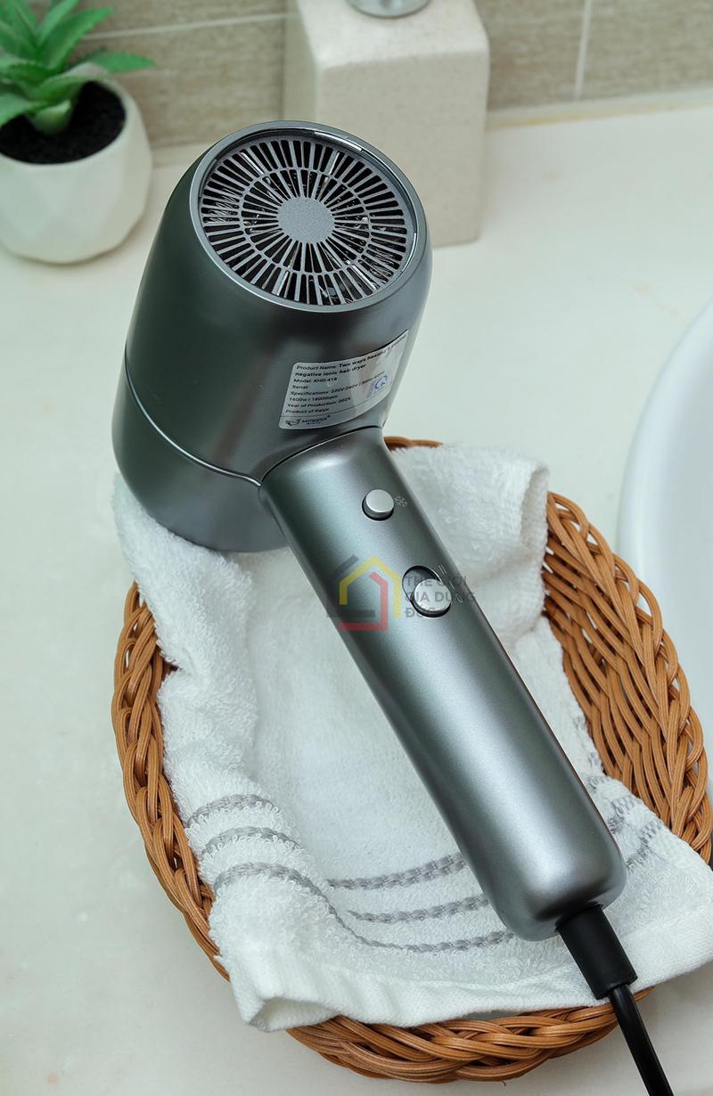 may-say-toc-ion-am-2-chieu-kaiyo-khd-418 (6) Máy sấy tóc Ion âm 2 chiều Kaiyo KHD-418