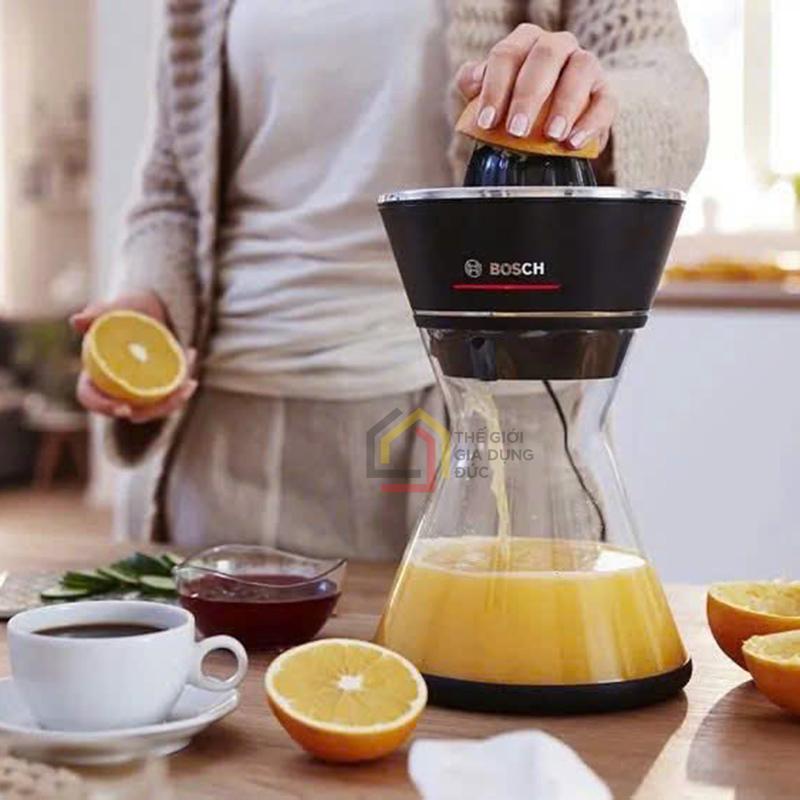 may-vat-cam-bosch-vitastyle-citro-mcp72gpb (7) Máy vắt cam Bosch VitaStyle Citro MCP72GPB