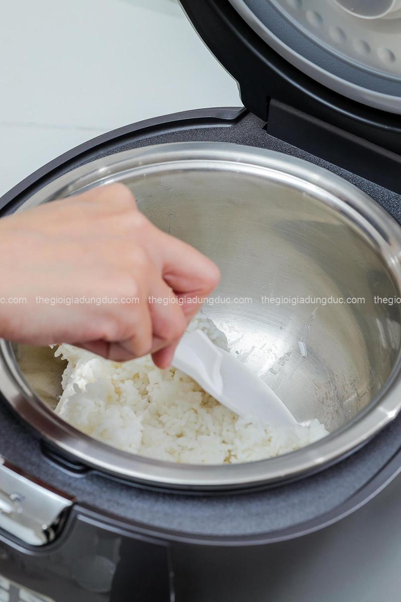 noi-com-cao-tan-tach-duong-kaiyo-krc-063-15l (12) Nồi cơm cao tần tách đường Kaiyo KRC-063 1,5L