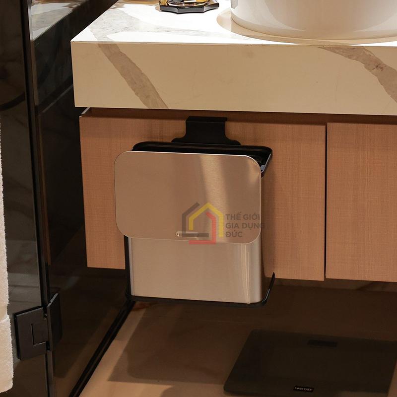 thung-rac-treo-tu-de-ban-letek-lc05 (5) Thùng rác treo tủ & để bàn Letek LC05 5L