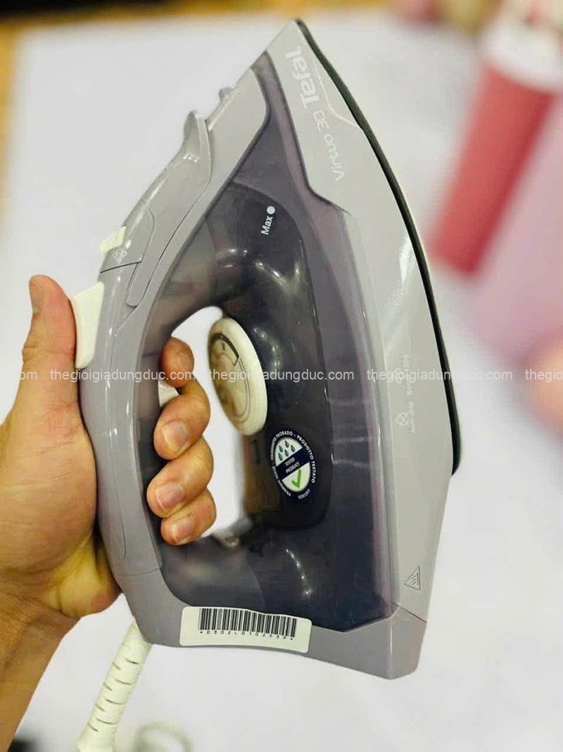 ban-la-hoi-nuoc-tefal-virtuo-30-fv2c51e1-2000w (3) Bàn là hơi nước Tefal Virtuo 30 FV2C51E1 2000W
