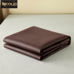 Chiếu mây ngải cứu Nicolas