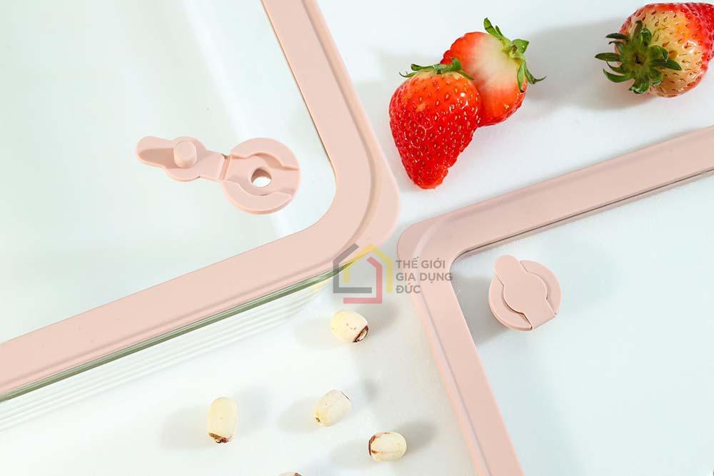 Hộp thủy tinh chịu nhiệt hình vuông Kaiyo 