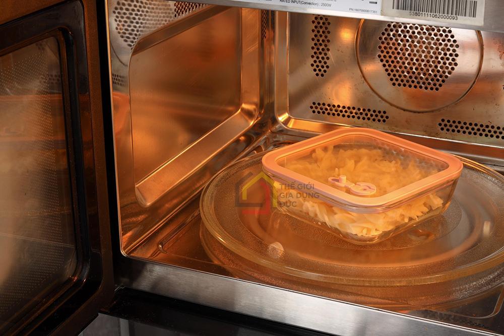 Hộp thủy tinh chịu nhiệt hình vuông Kaiyo 