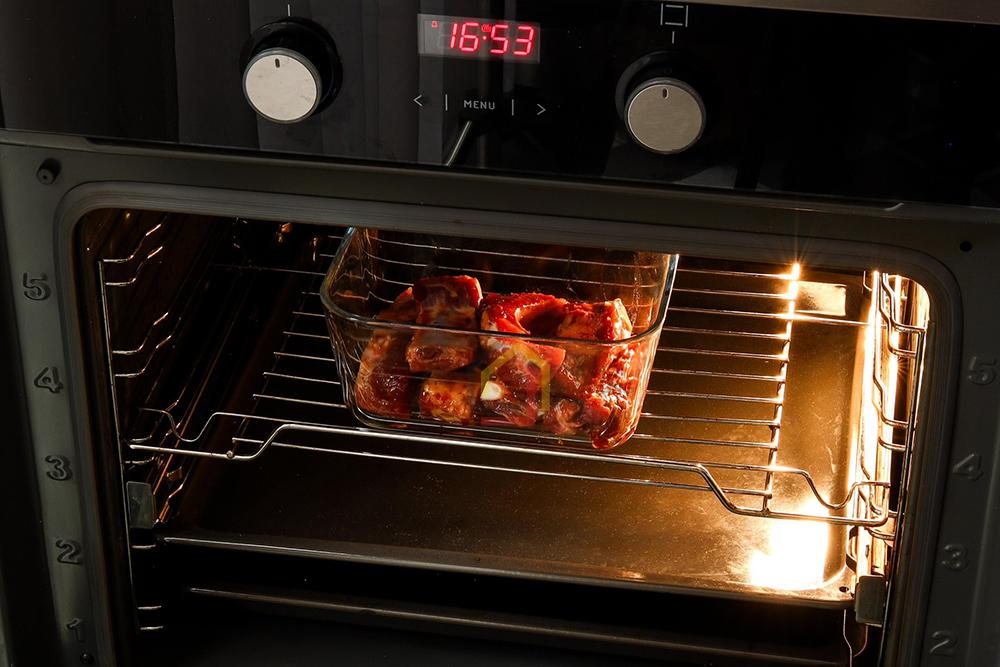 Hộp thủy tinh chịu nhiệt hình vuông Kaiyo 