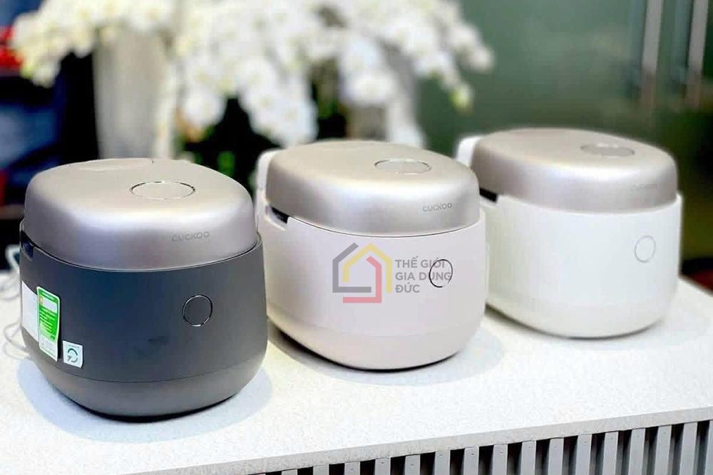 Nồi cơm điện cao tần Cuckoo CRP-NHTR0610 1,08L