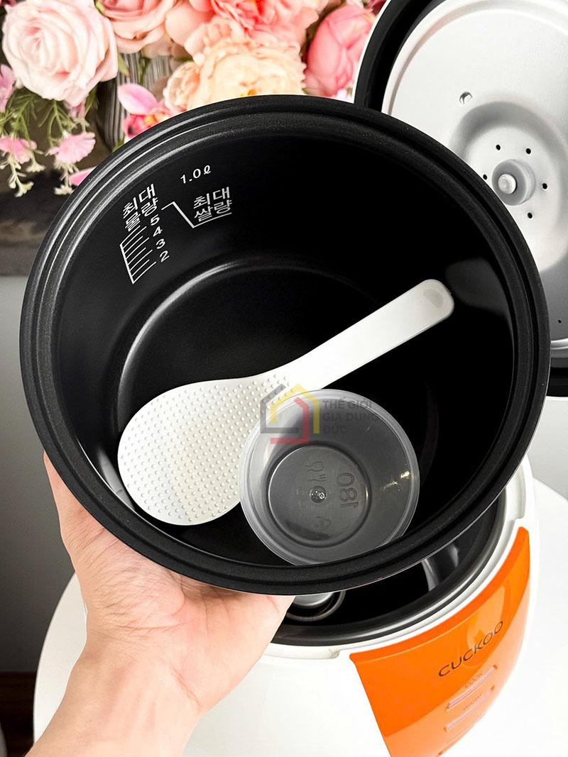 noi-com-dien-cuckoo-cr-0661-1l (2) Nồi cơm điện Cuckoo CR-0661 1L