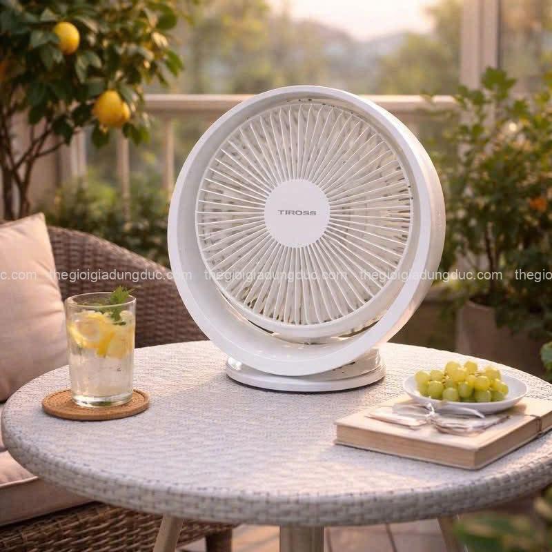 quat-tich-dien-de-ban-tiross-ts2282 (3) Quạt tích điện để bàn Tiross TS2282