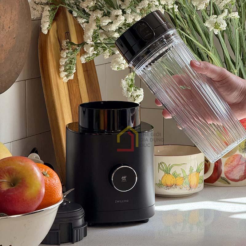 may-xay-sinh-to-mini-zwilling-enfinigy (8) Máy xay sinh tố mini ZWILLING Enfinigy Standmixer To-go 550ml