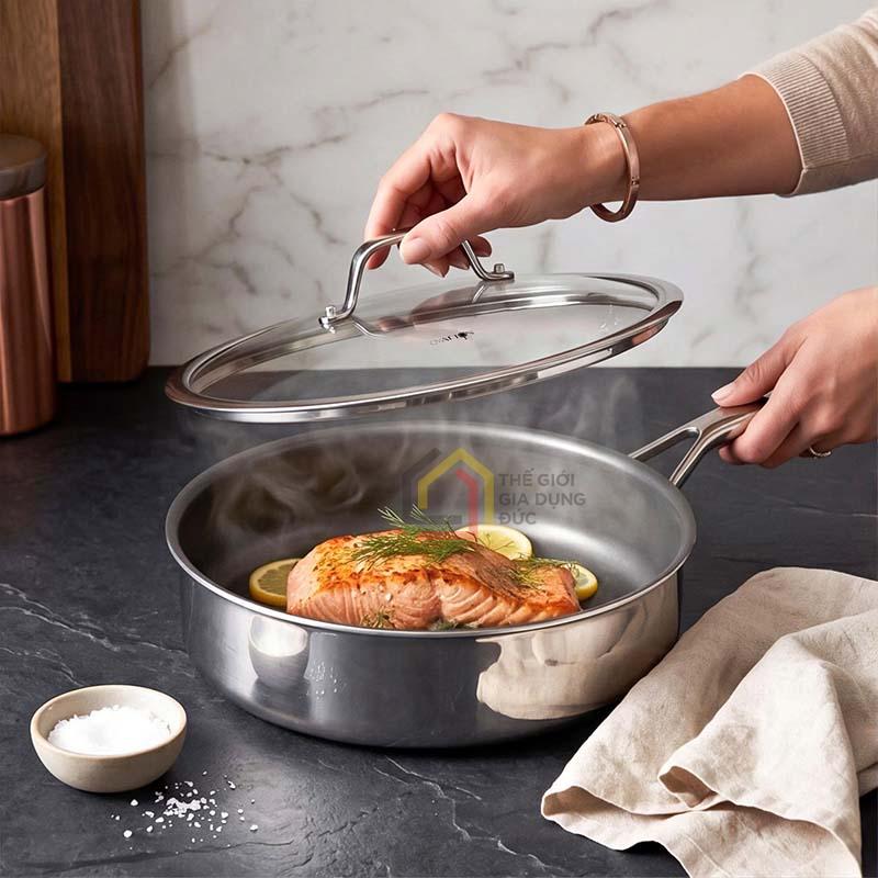 Chảo sâu lòng O844 Oyatton inox không dính vi điểm 26cm