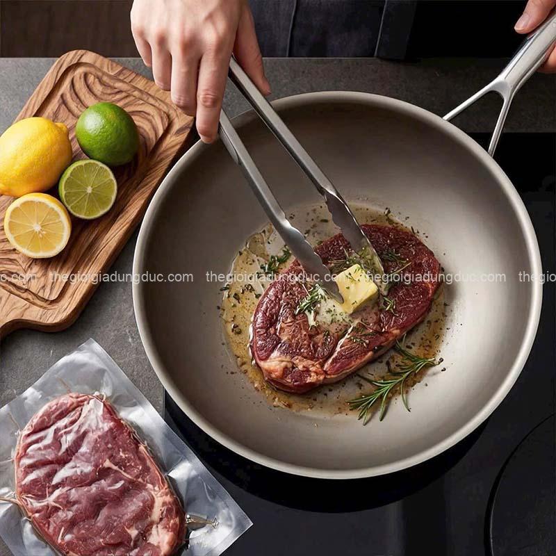 chao-xao-inox-khong-dinh-vi-diem-oyatton (9) Chảo xào inox không dính vi điểm OYATTON