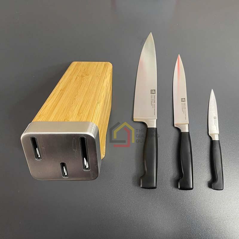 bo-dao-zwilling-four-star-set-4-tu-mai (8) Bộ dao Zwilling Four Star Set 4 tự mài
