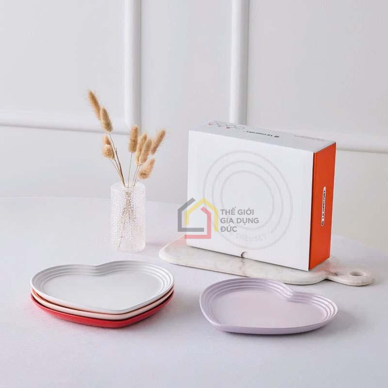 Set 4 đĩa Le Creuset hình tim 23cm