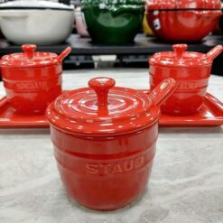 Set hũ đựng gia vị Staub kèm khay