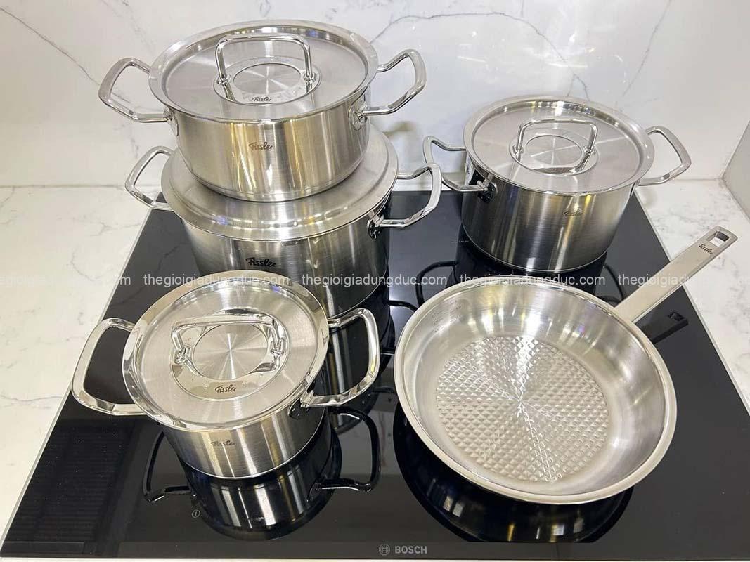 bo-noi-fissler-profi-set-5-mon-vung-thep-4-noi-1-chao-to-ong-24-28cm (5) Bộ nồi Fissler Profi set 5 món vung thép (4 nồi, 1 chảo tổ ong 24/28cm)