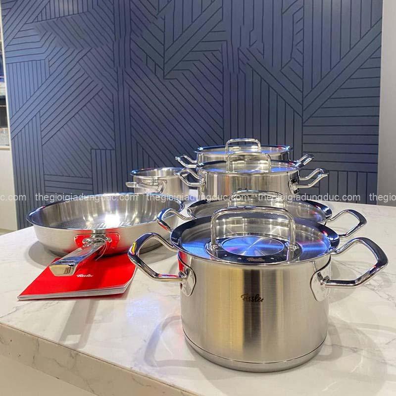 bo-noi-fissler-profi-set-6-mon-vung-thep-4-noi-1-quanh-1-chao-24-28cm (1) Bộ nồi Fissler Profi set 6 món vung thép (4 nồi, 1 quánh, 1 chảo 24/28cm)