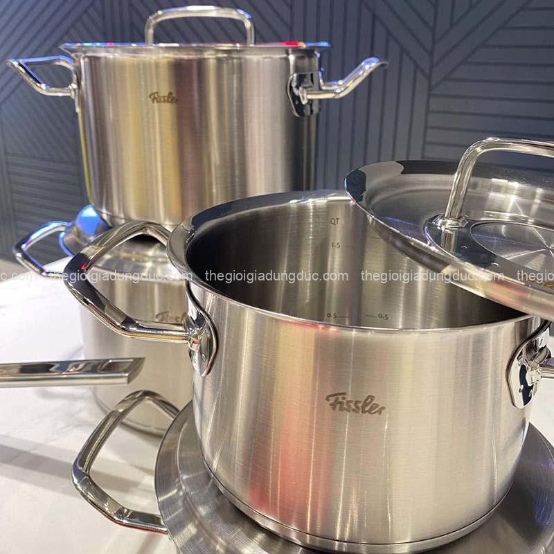bo-noi-fissler-profi-set-6-mon-vung-thep-4-noi-1-quanh-1-chao-24-28cm (3) Bộ nồi Fissler Profi set 6 món vung thép (4 nồi, 1 quánh, 1 chảo 24/28cm)