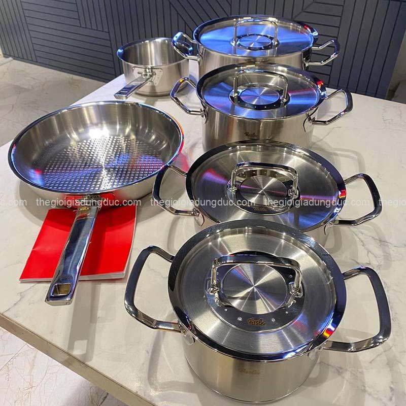bo-noi-fissler-profi-set-6-mon-vung-thep-4-noi-1-quanh-1-chao-24-28cm (4) Bộ nồi Fissler Profi set 6 món vung thép (4 nồi, 1 quánh, 1 chảo 24/28cm)