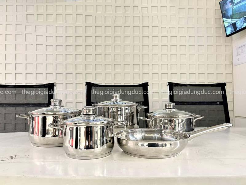 bo-noi-wmf-diadem-plus-5-mon-4-noi-1-chao-24cm (2) Bộ nồi WMF Diadem Plus 5 món (4 nồi, 1 chảo 24cm)