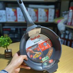 Chảo đúc nguyên khối Tefal Robusto 24cm
