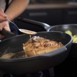 Chảo đúc nguyên khối Tefal Robusto 24cm