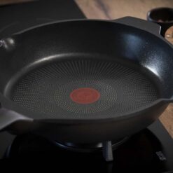 Chảo đúc nguyên khối Tefal Robusto 24cm